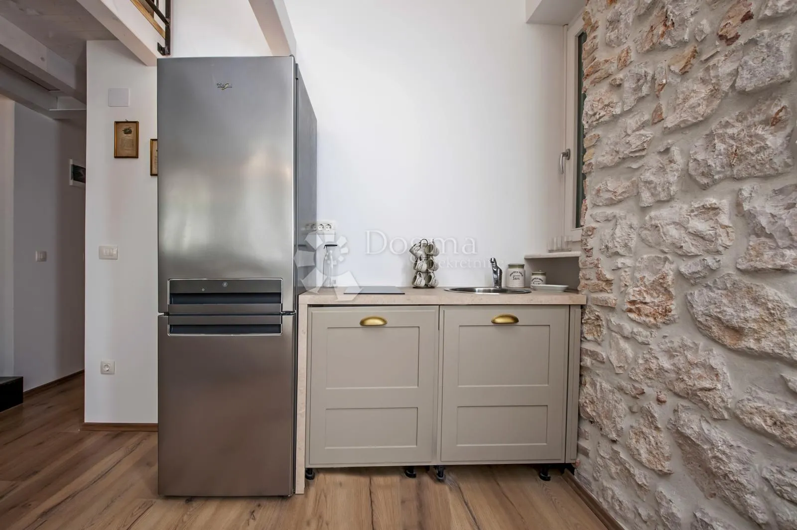 rovinj - sniženo! kuca s 3 apartmana u srcu starog grada - slika 50