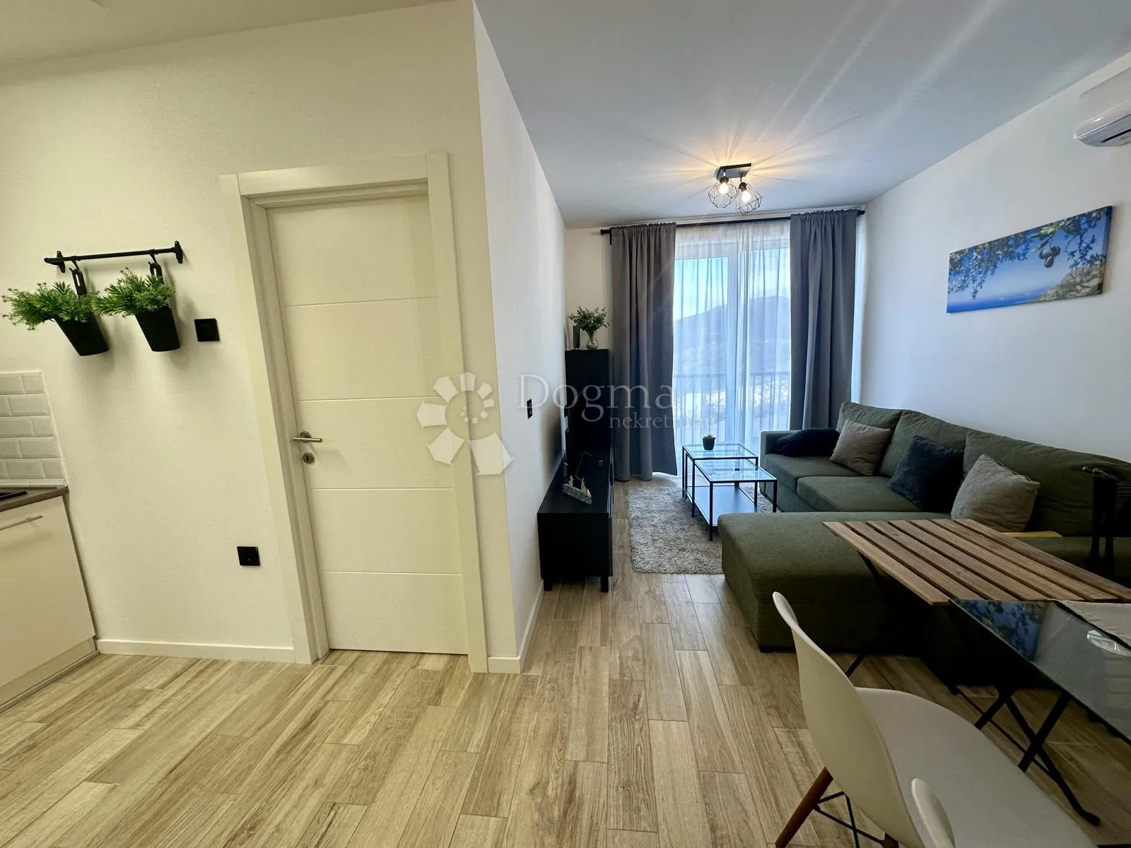 kuća sa 4 apartmana i bazenom crikvenica - slika 12