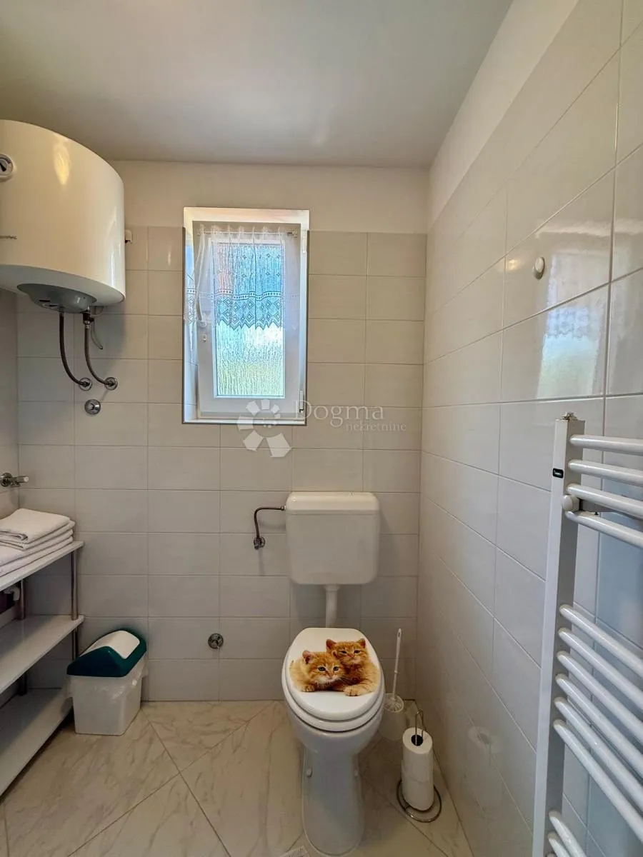 kuća s 3 apartmana i garažom blizu mora - fažana - slika 38