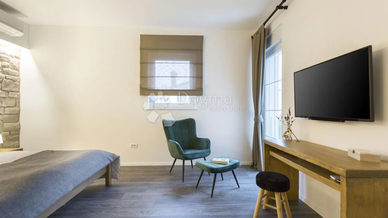 villa s 5* - panoramski pogledom na more i privatnost - slika 15