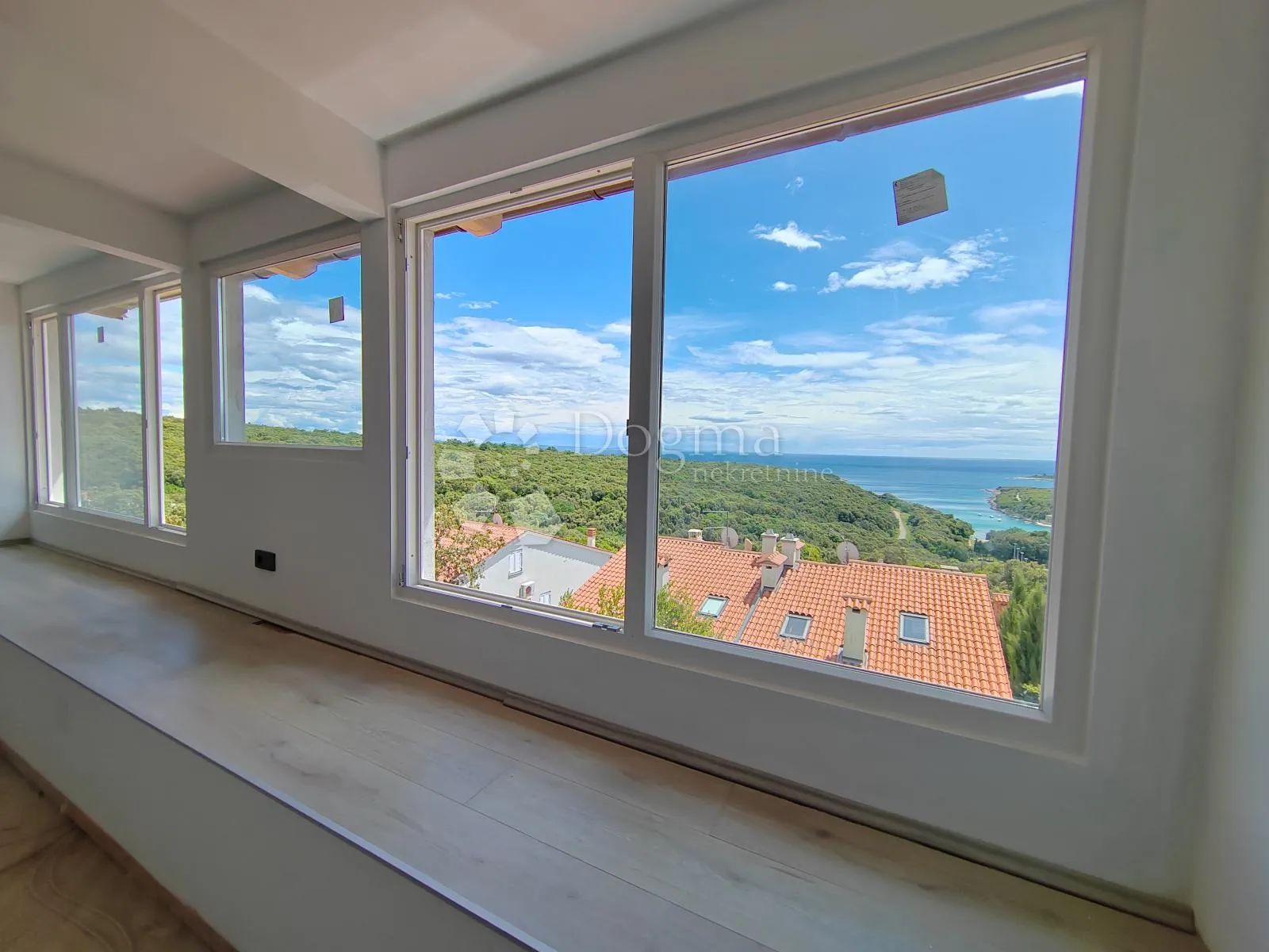 apartman s predivnim pogledom na more - slika 3