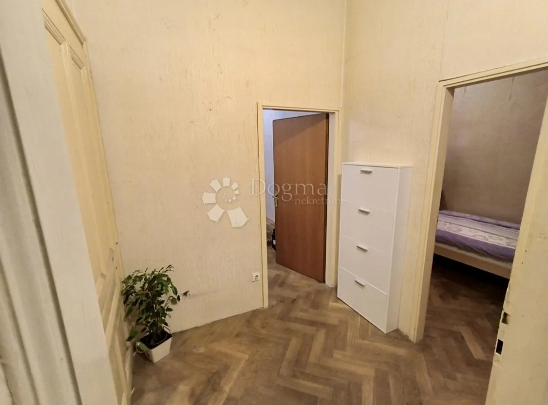 centar opatije, trosoban stan za adaptaciju - slika 10