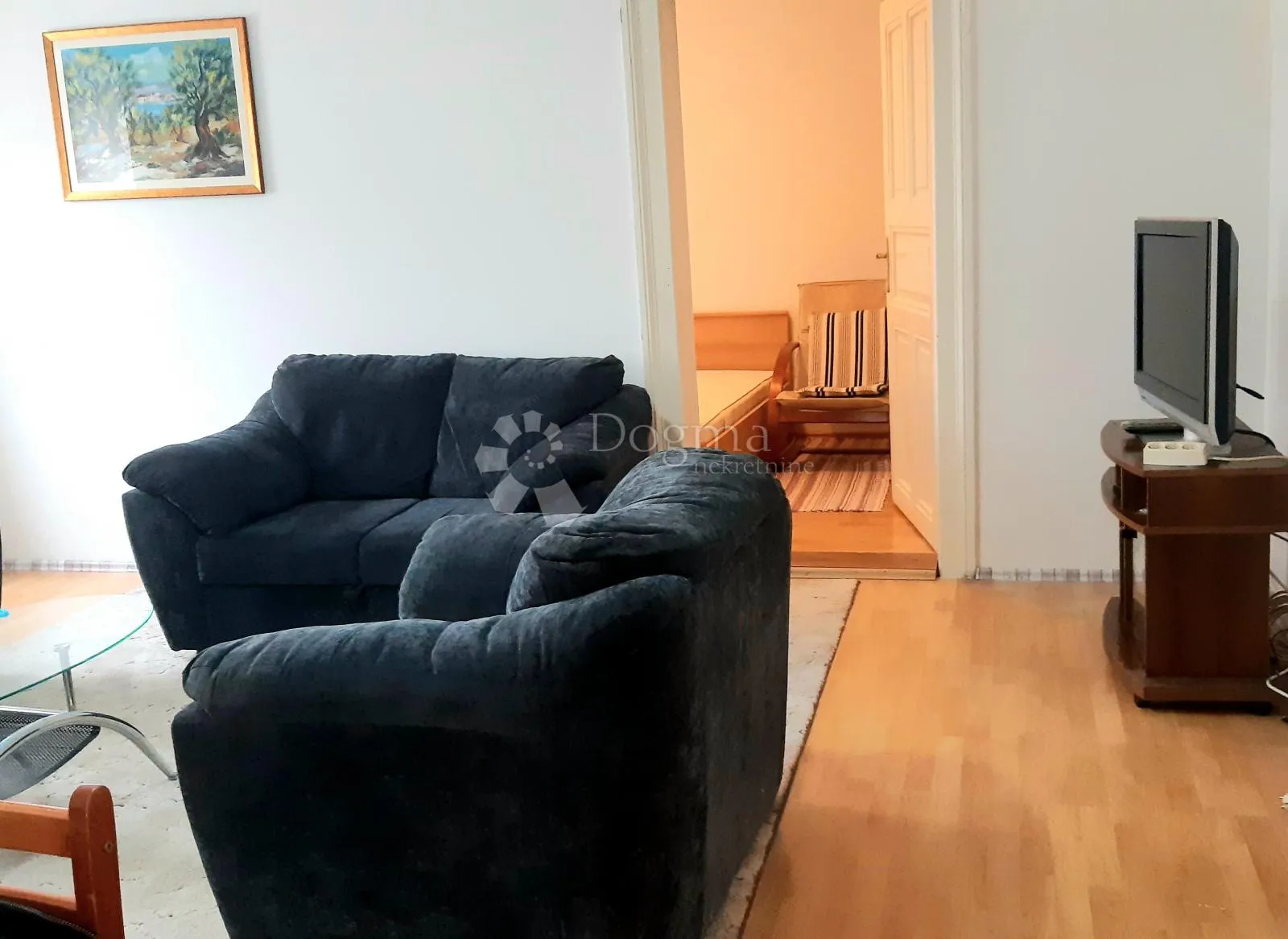 odličan stan u moravicama - slika 2