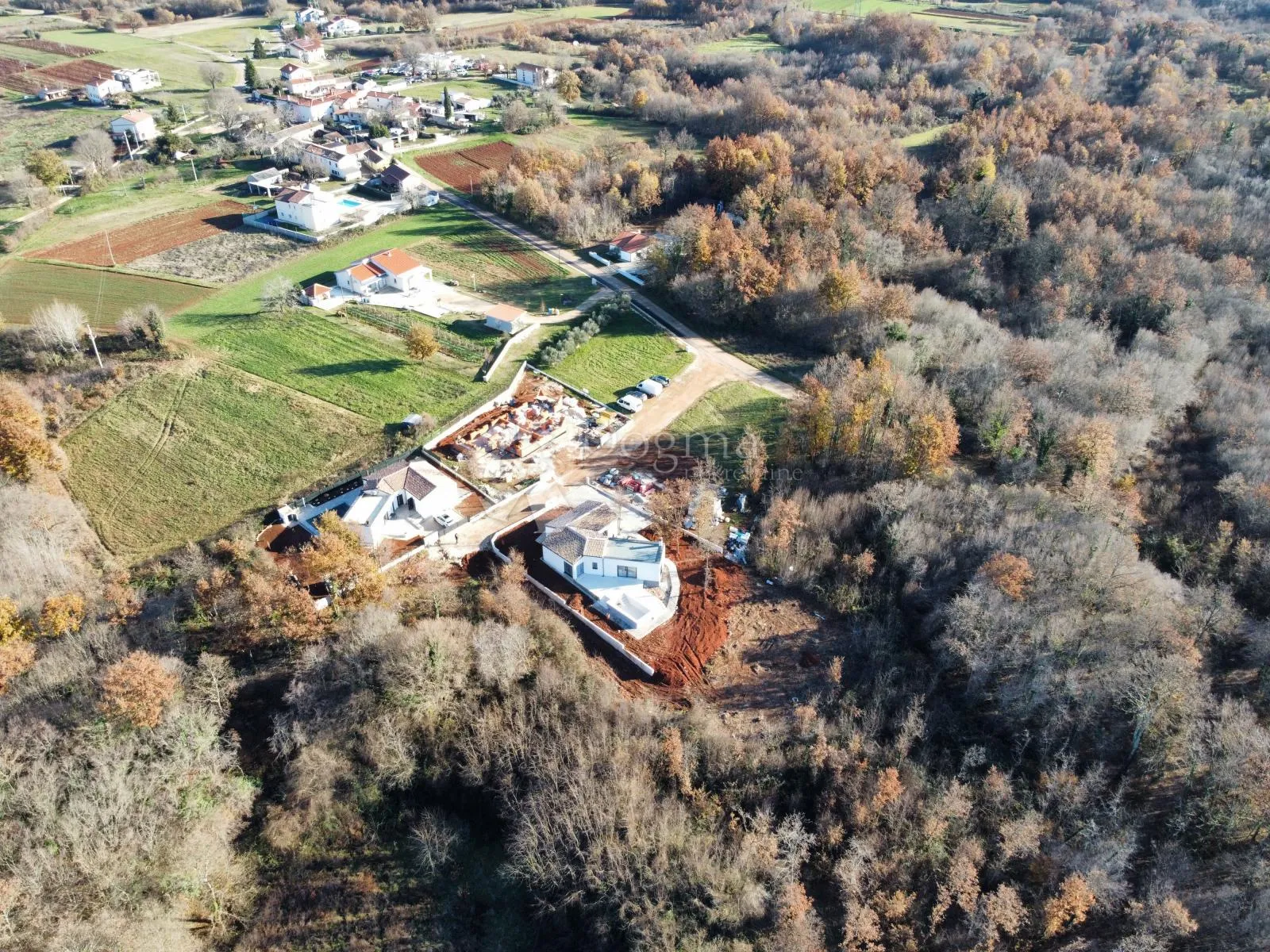 kuća na prodaju - barban - slika 26