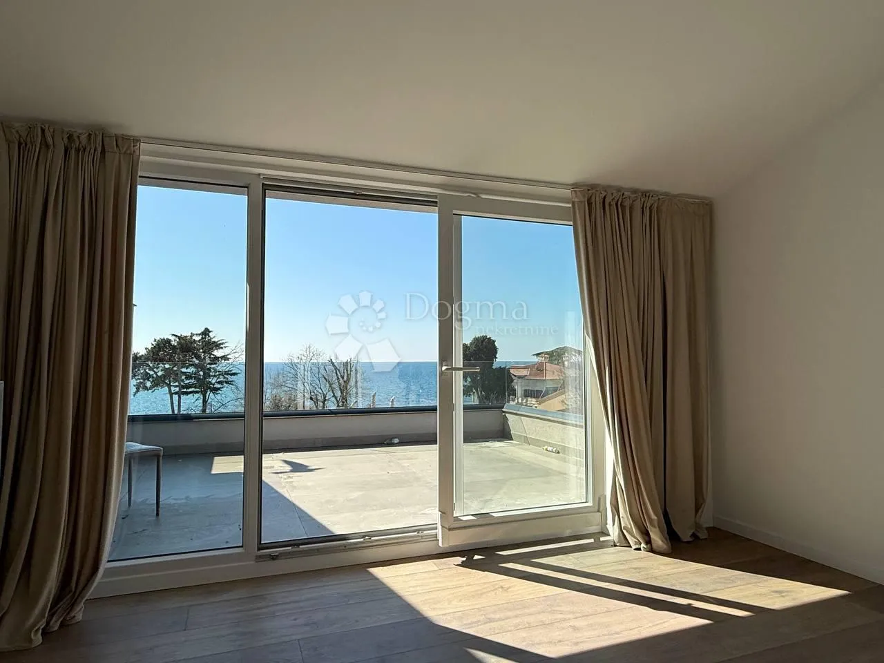 poreč, luksuzna oaza 80 metara od mora - slika 27