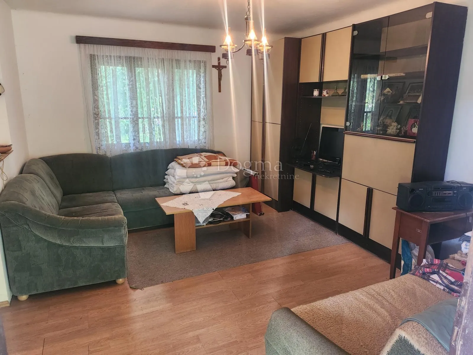 kuća sa pomoćnim objektom i 7.438m² okućnice 4 min od krapinskih toplica! - slika 6