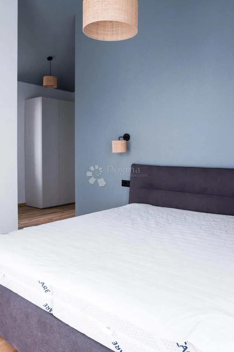 poreč okolica – moderna vila s bazenom i 4 spavaće sobe - slika 25