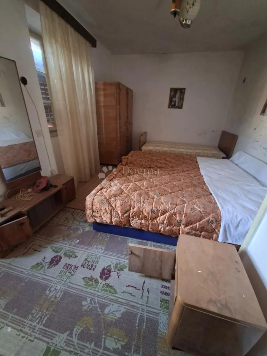 brač, postira - kamena kuća 122m² - slika 6