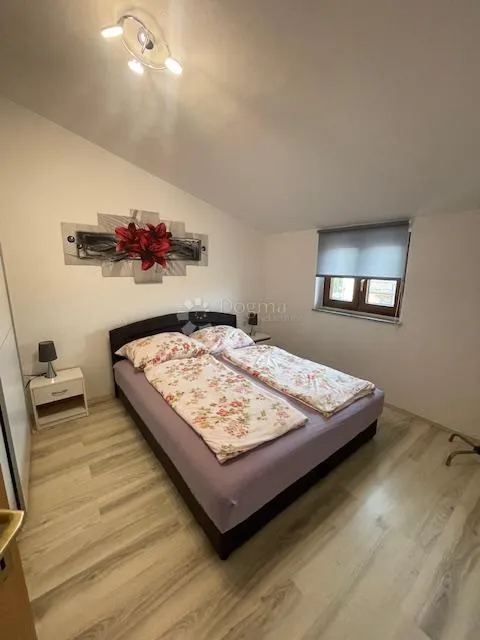 etaža kuće sa dva apartmana - slika 8