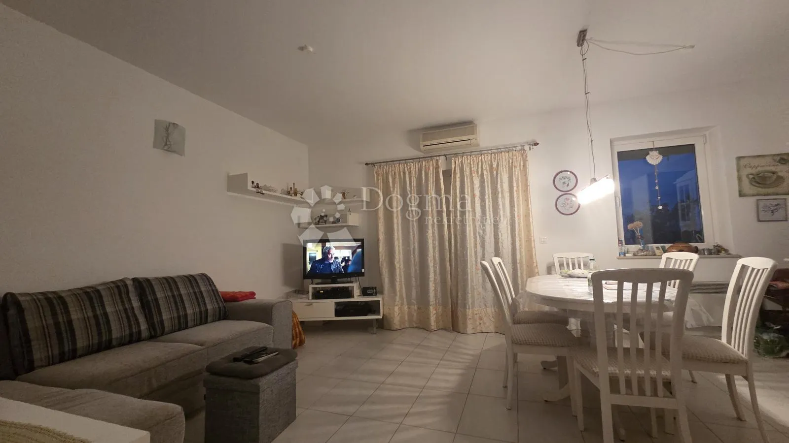 uredan stan na donjoj drenovi sa otvorenim pogledom na more, 2s + db, 70 m2, - slika 9