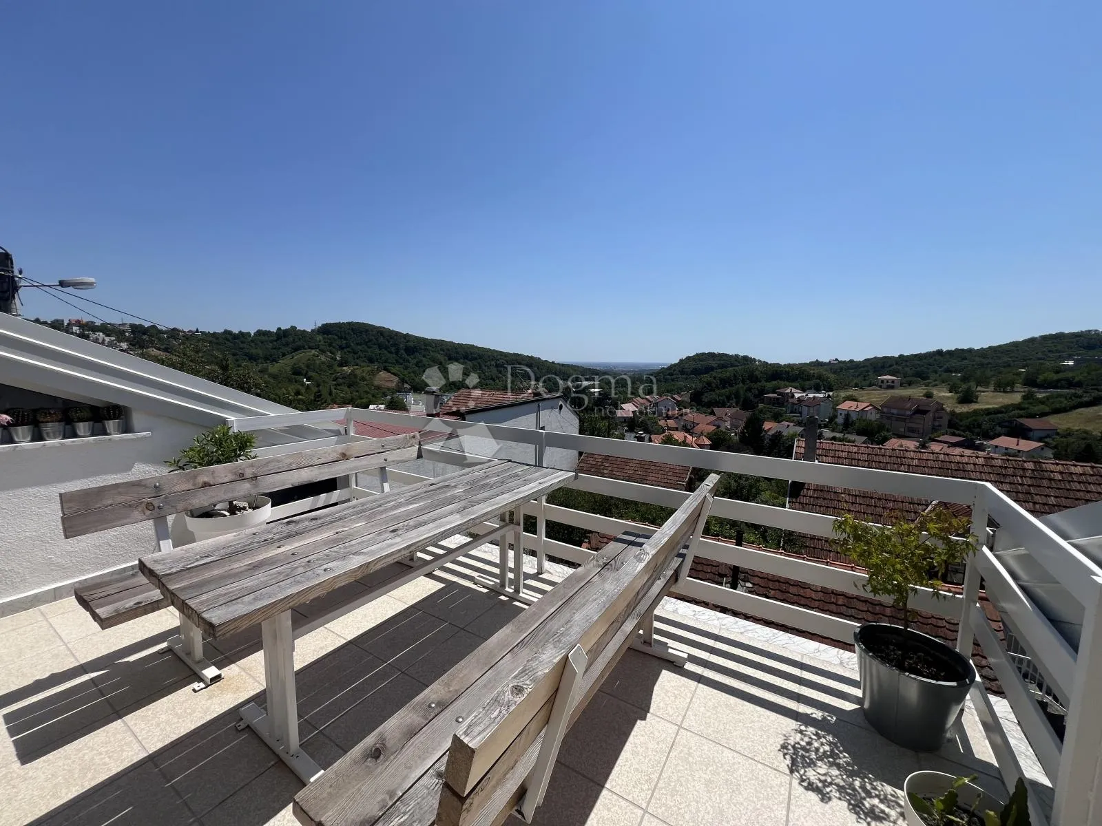 gračani - dvoetažni stan 108 m2 s dvije terase i zasebnom parcelom za 3 parkirna mjesta - slika 7