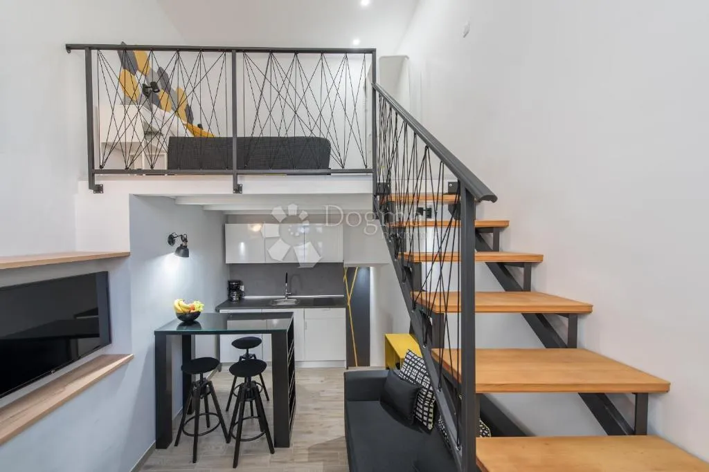 6 apartmana s bazenom u centru pule - slika 33