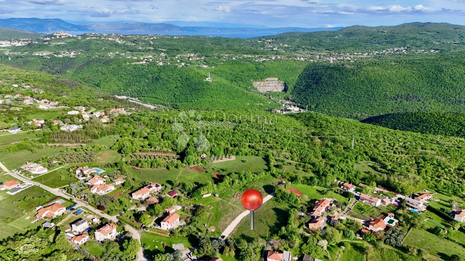 prekrasno građevinsko zemljište u selu kraj labina - slika 6