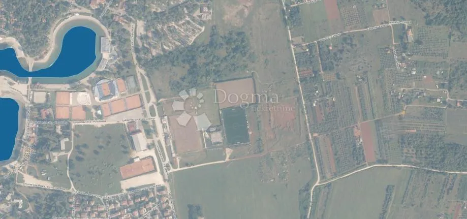 prilika! poljoprivredna parc uz građevinsko područje1km od mora - slika 4