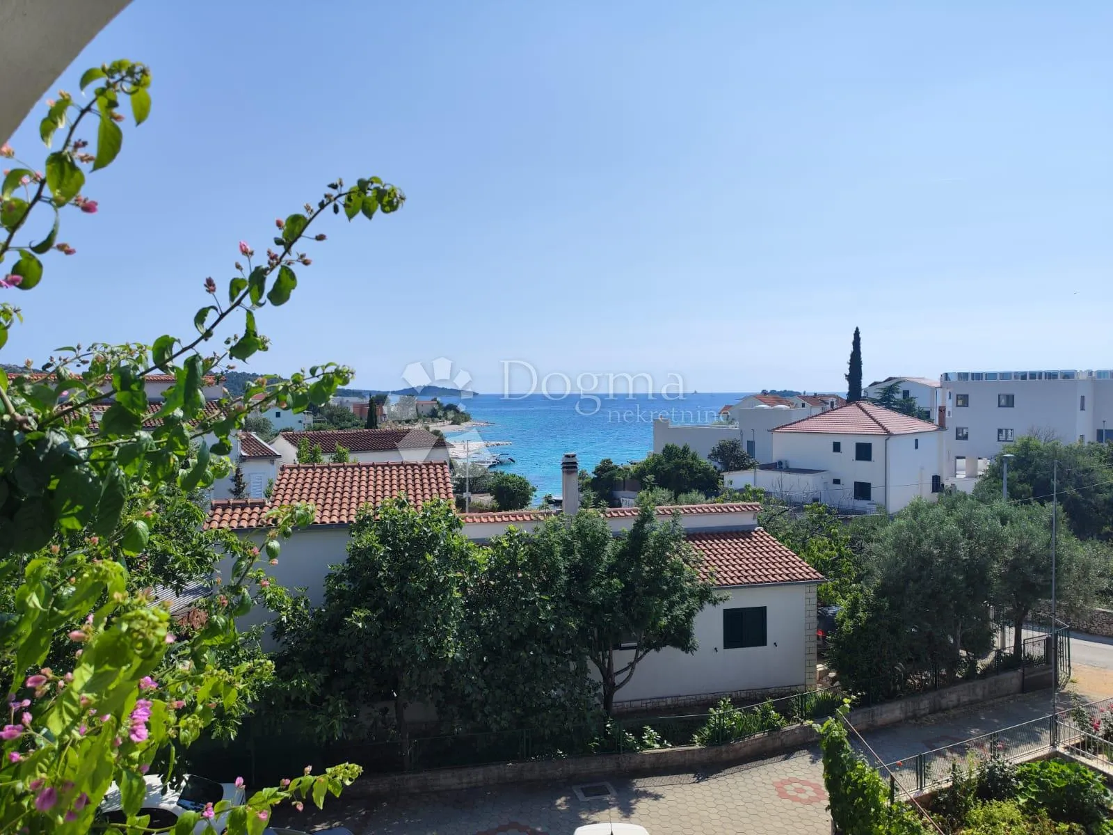 rogoznica- kuća 70m od plaže - slika 12