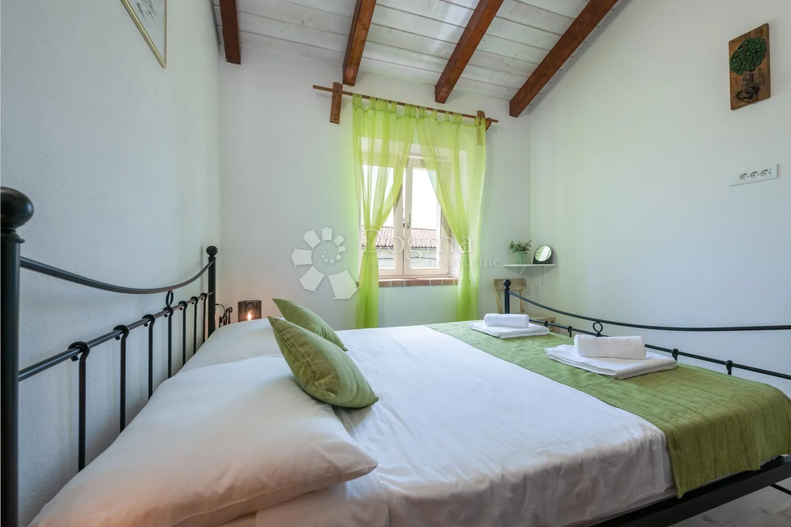 autentična vila istarskog šarma s bazenom, jaccuzzijem, i morem u blizini - slika 29
