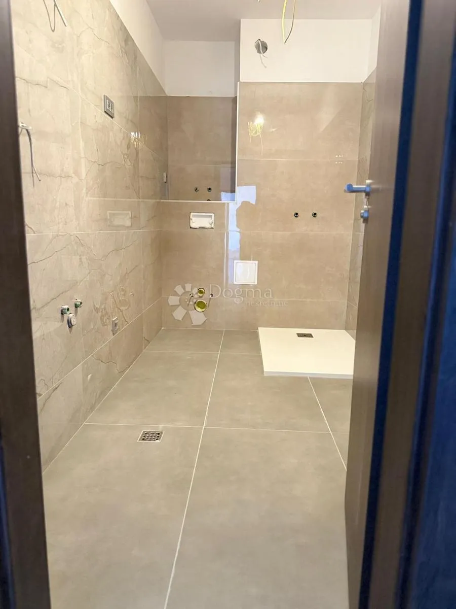 top prilika! zadar (branimirova obala) - renovirani stan s liftom 60m2 - slika 10