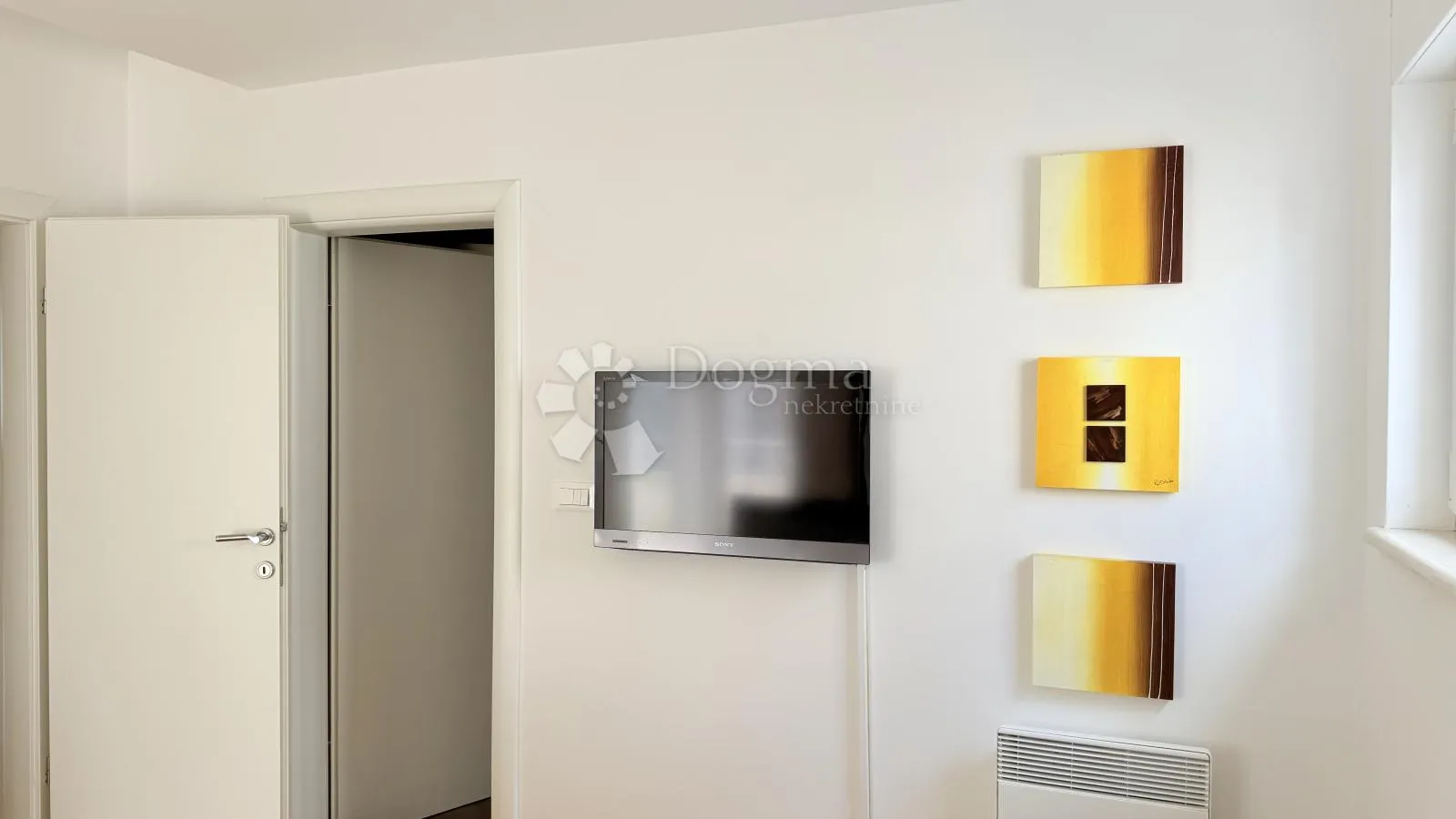 penthouse u baškoj vodi – dvoetažni, kompletno namješten - slika 22