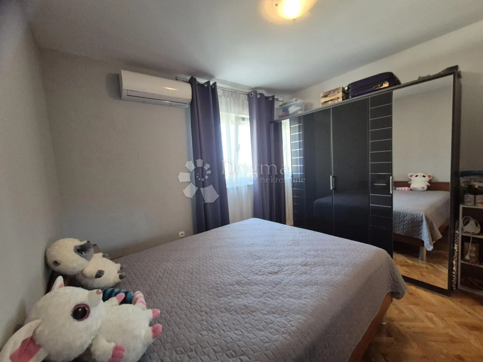 ekskluzivan stan sa privatnom terasom125m2, samo 150 metara do plaže - slika 15