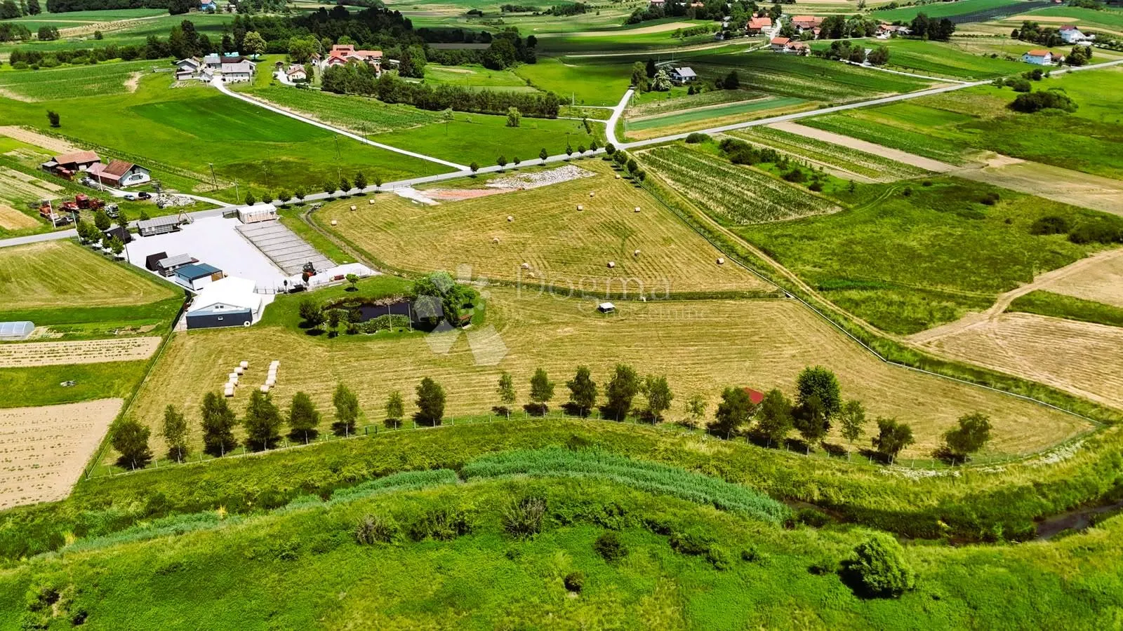 veliko zemljište i hala u druškovcu - slika 1