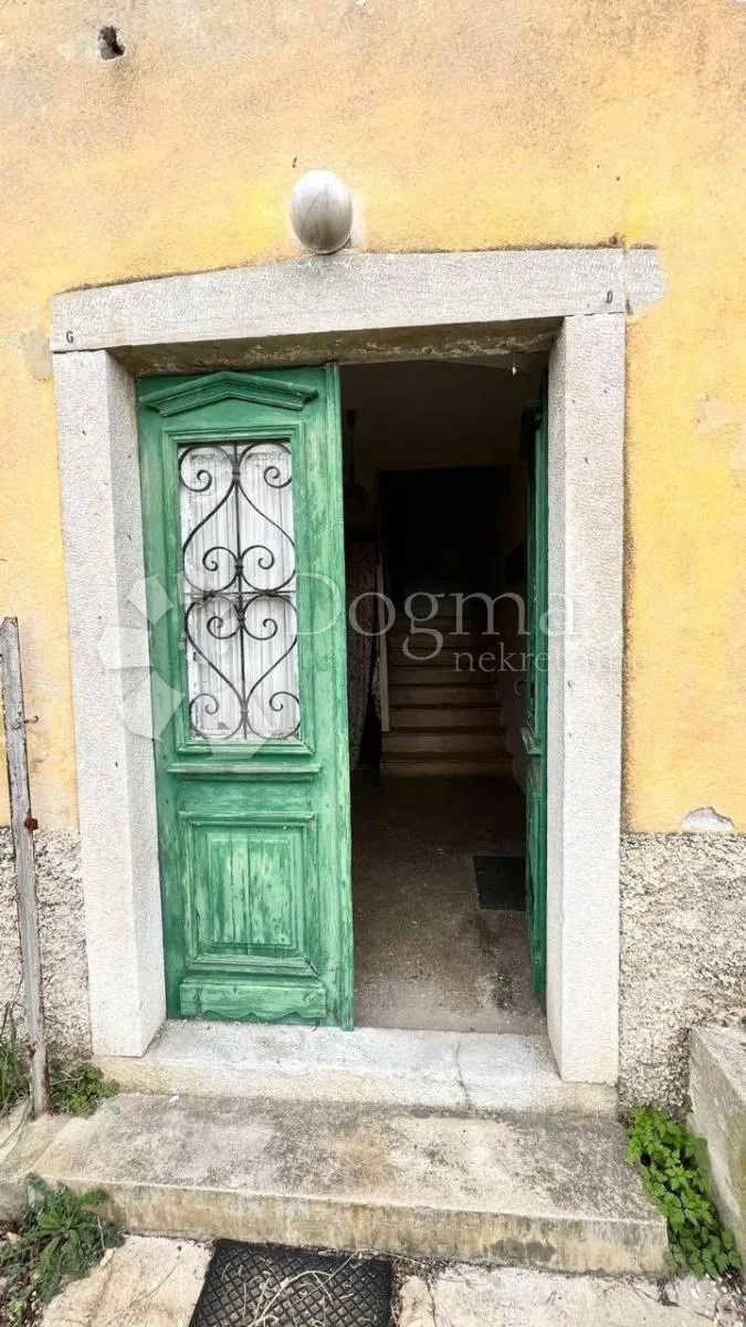 lijepa dvojna kuća za renovaciju s pogledom na more, okolica labina - slika 25