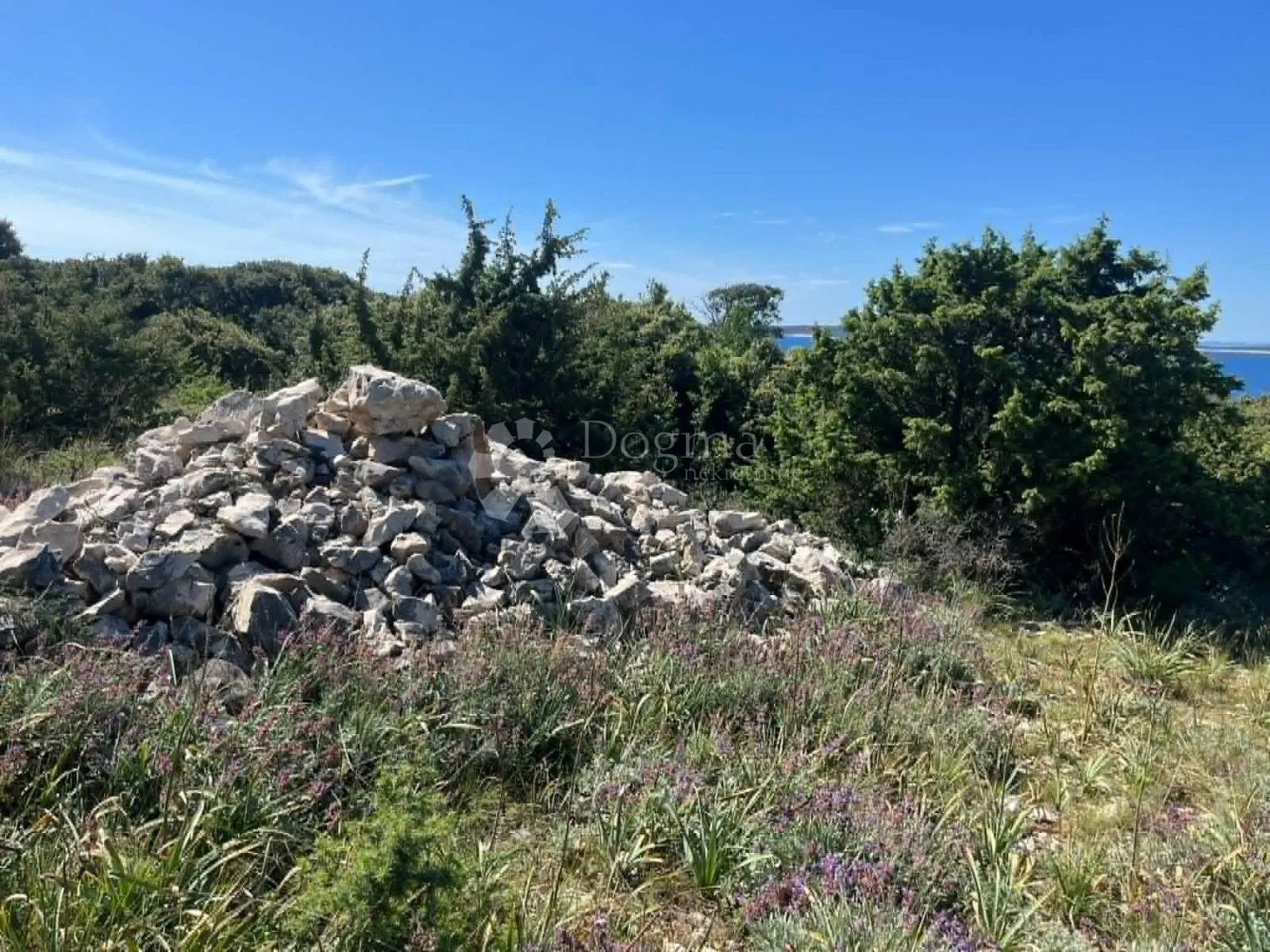 mandre - građevinsko zemljište turističke namjene - 300 m od mora - slika 5