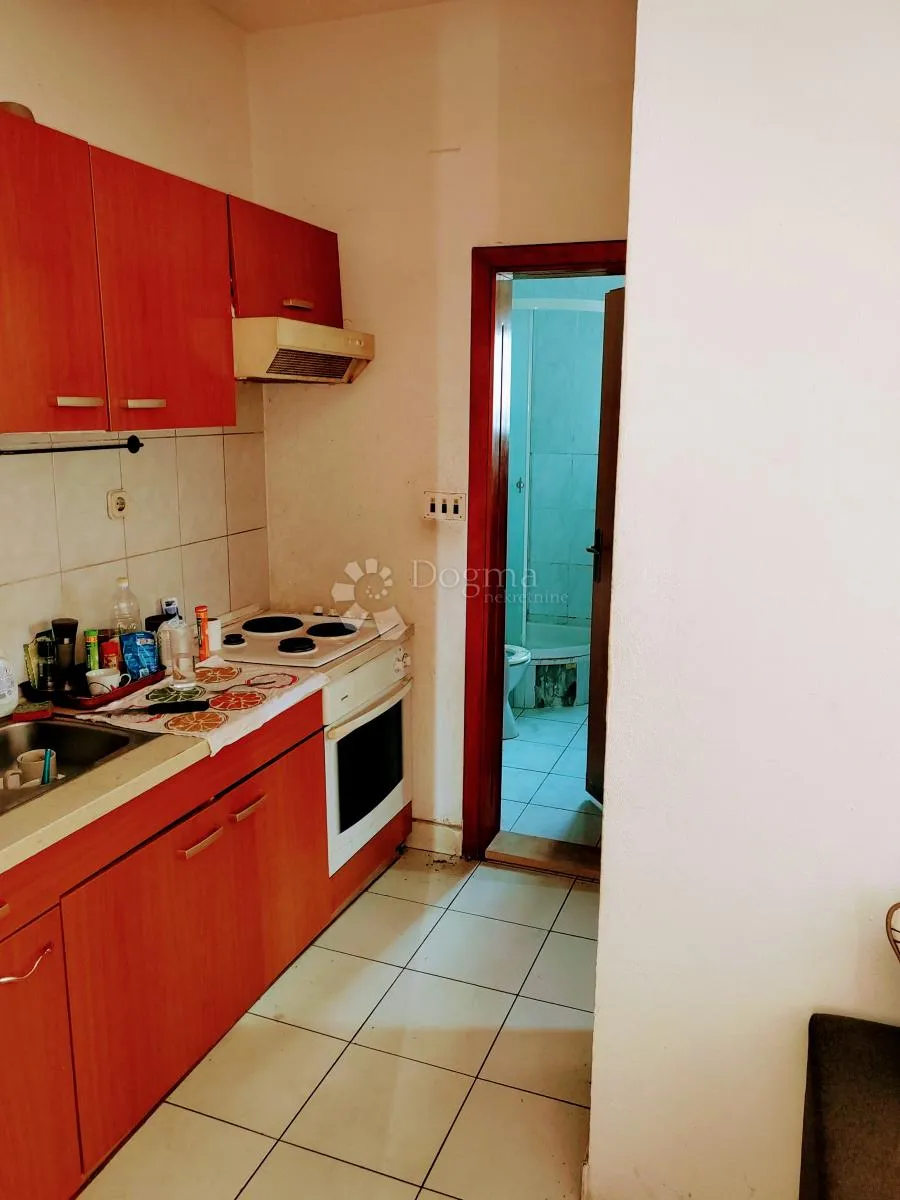kuća u centru zadra na predivnoj lokaciji - slika 7