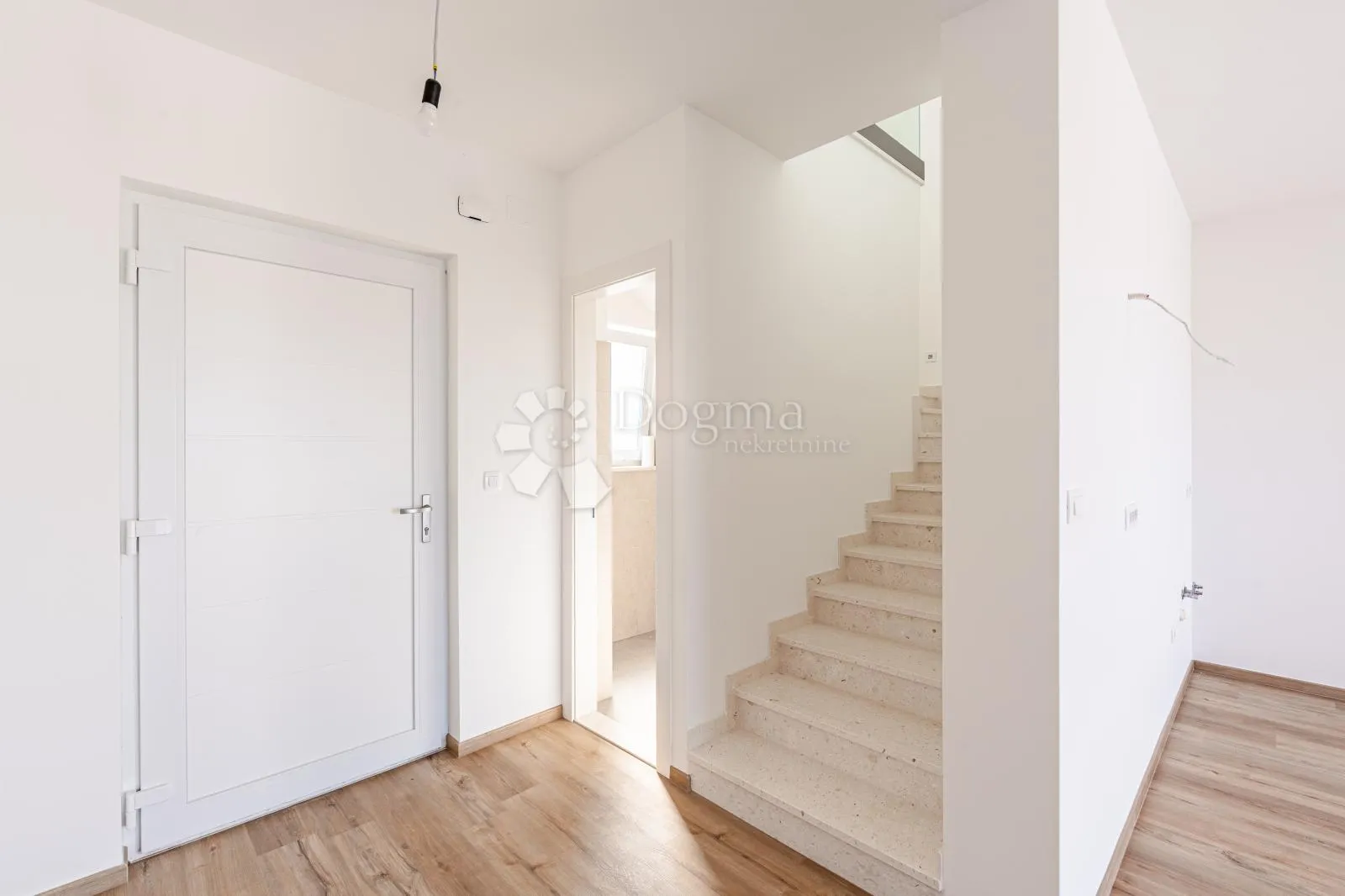 privatna vila 2 s pogledom na more - malinska - slika 7