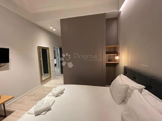 iznajmljujem tri sobe i dva apartmana u samom centru grada - slika 16