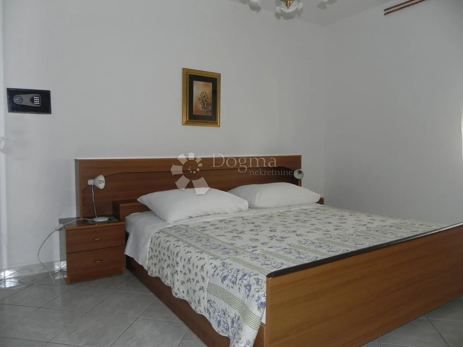 prodaju se dva apartmana u rovinju! - slika 15