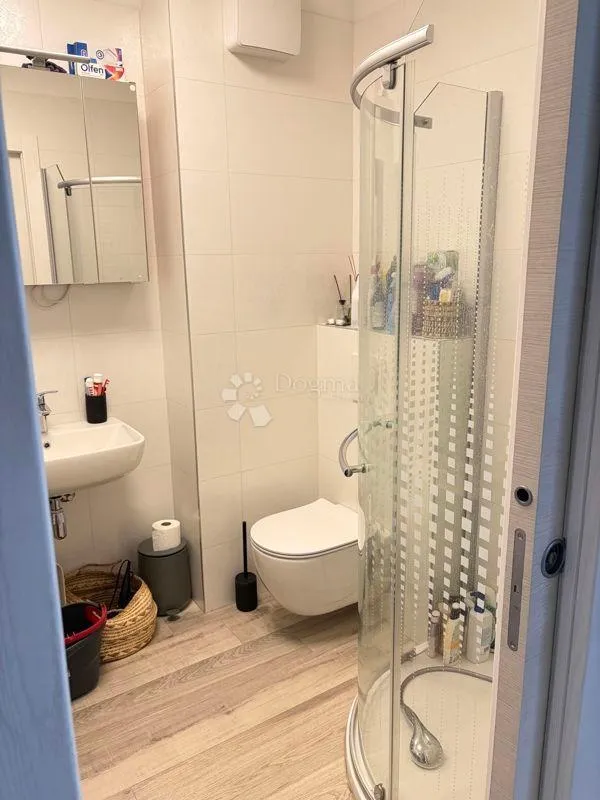 prodaje se moderno uređen jednosobni stan s8 na prizemlju – duilovo, split - slika 8