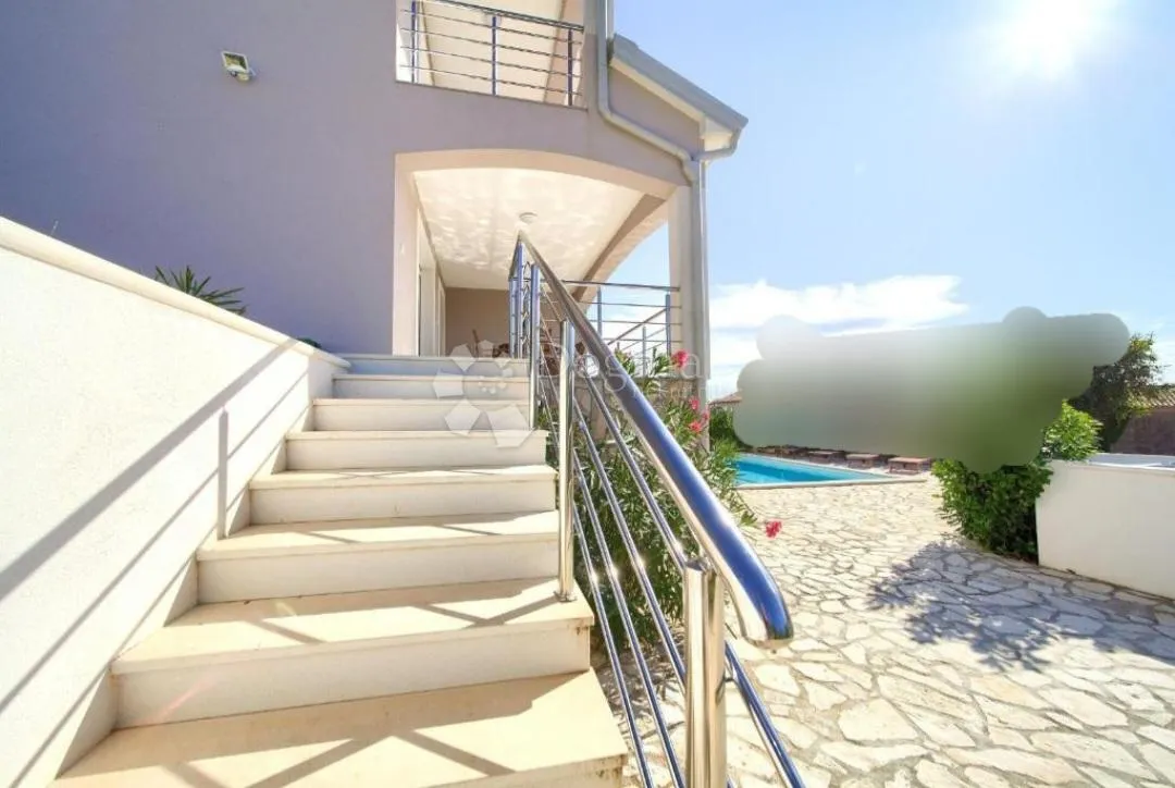 vila s bazenom kuća - slika 5