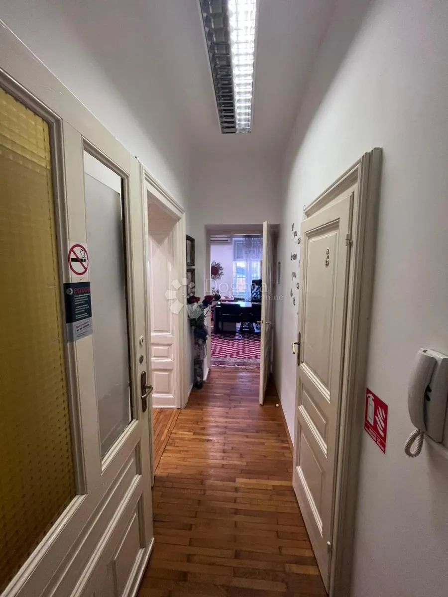 centar, opatija - stan s dvorištem - slika 7