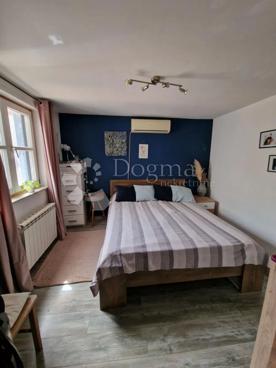 kostrena kuća sa 3 apartmana - slika 29
