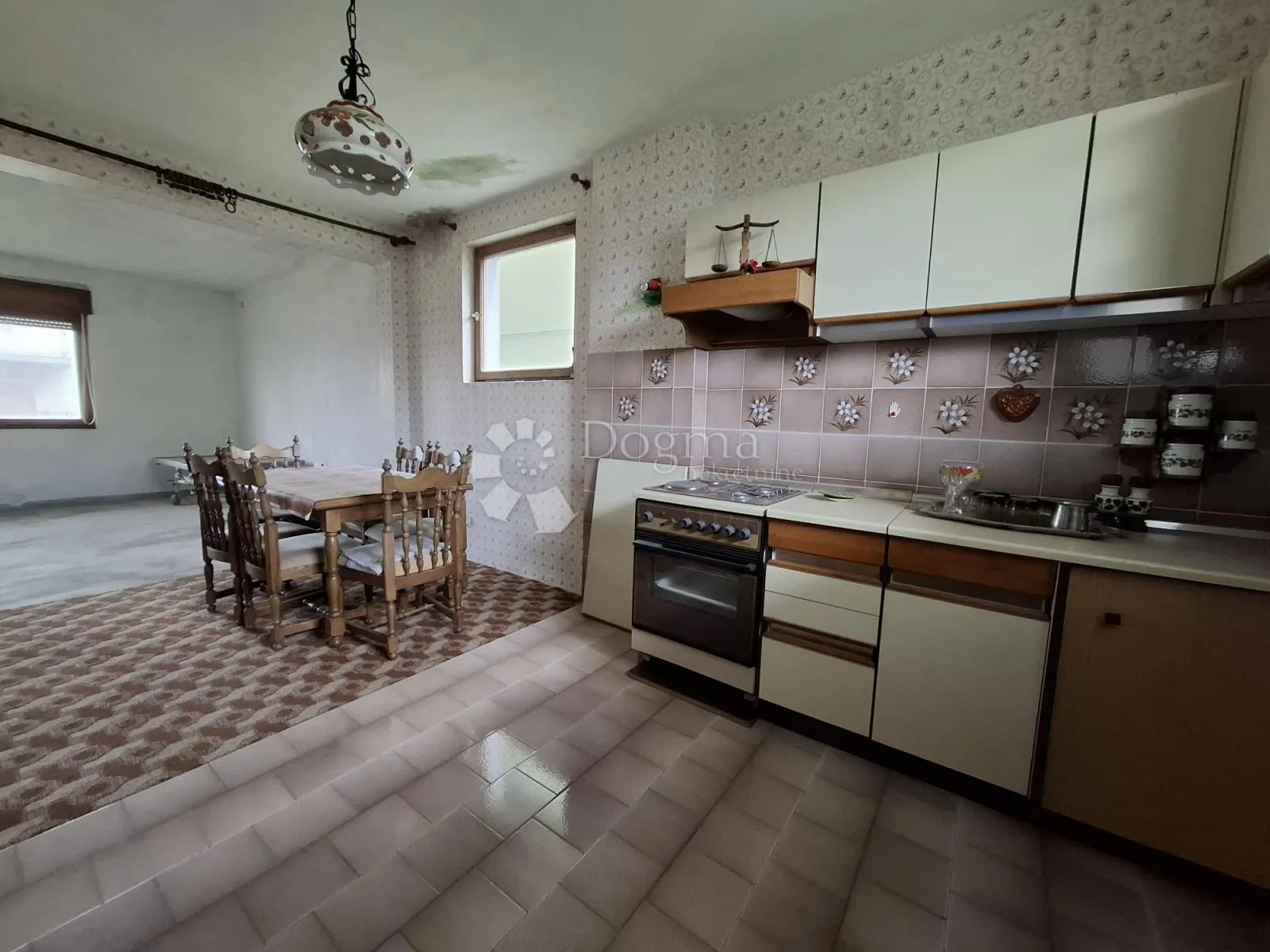 kuća u županji, mirno i centralno, 4 sobe - slika 2