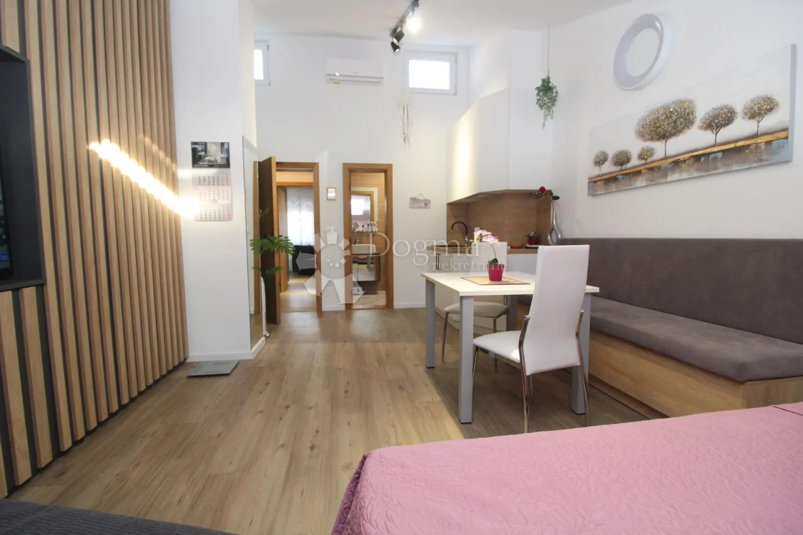 crikvenica dva apartmana - slika 24