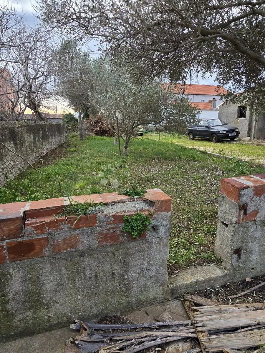 građevinsko zemljište u privlaci – top lokacija za gradnju! - slika 4