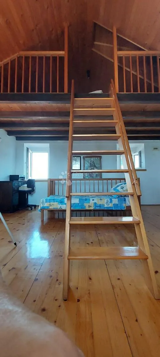 lijepa kamena kuća s pogledom na šibenski zaljev - slika 18