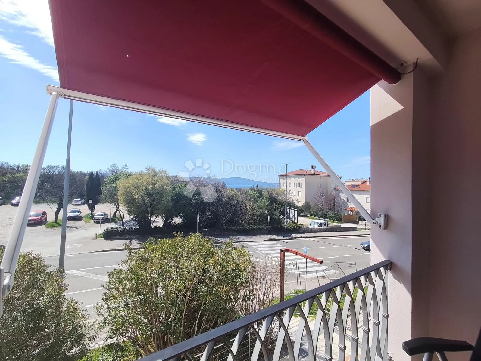 novouređeni apartman sa pogledom na more - slika 3