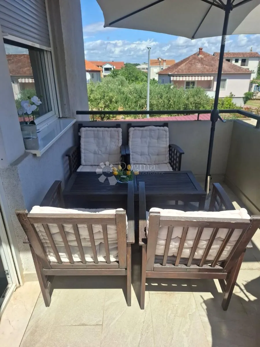 biograd na moru – stan s tri spavaće sobe, blizina plaže, 1. kat - slika 24