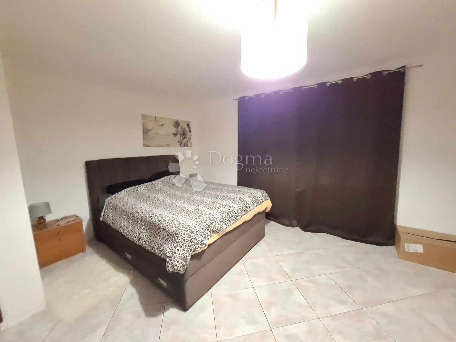 karigador - kuća sa 3 stana 300m od mora - slika 9