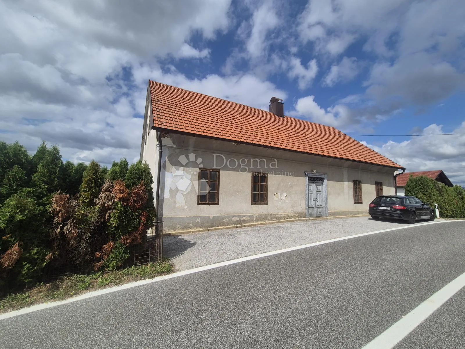 kuća starina djelomično renovirana sa 34.390m² zemljišta! - slika 10