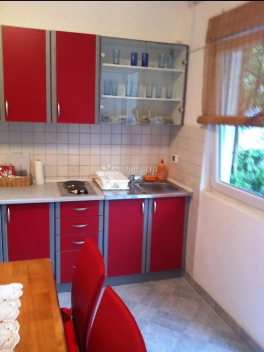 apartmanska kuća 200 m od mora - slika 14