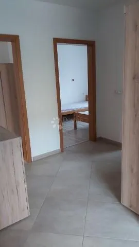 najam stana za radnike - slika 11