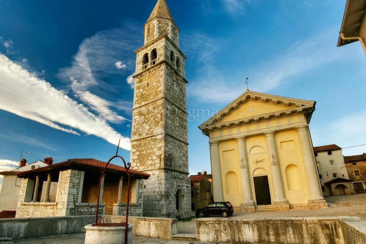 Kuća sa velikim potencijalom - Pazin