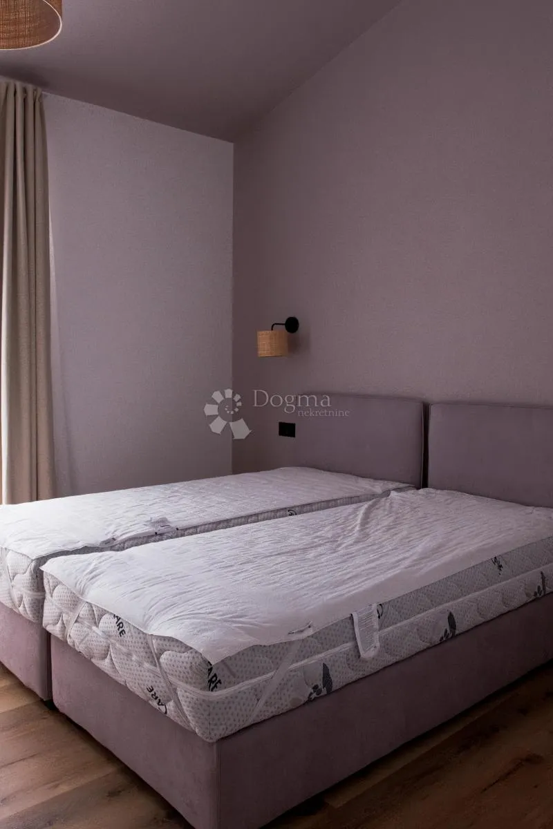 poreč okolica – moderna vila s bazenom i 4 spavaće sobe - slika 26