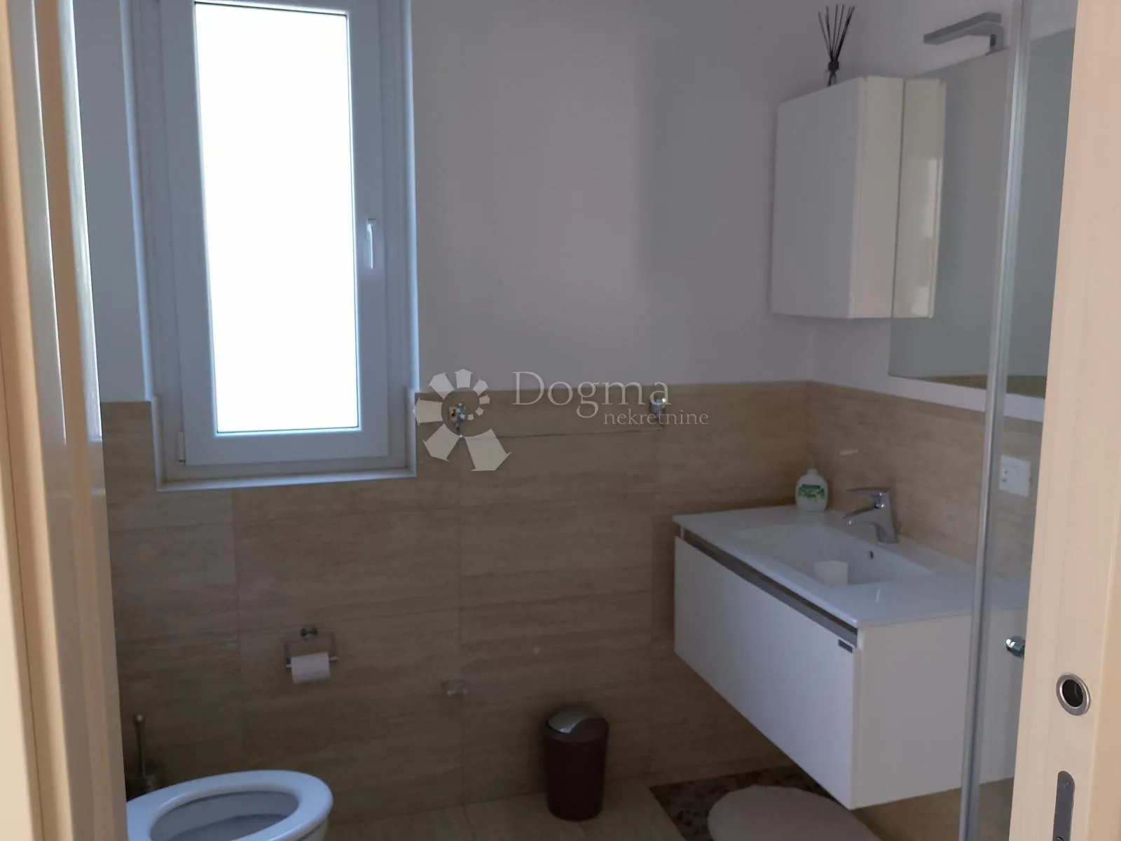 moderna kuća, 3 stambene jedinice, borik - zadar - slika 22