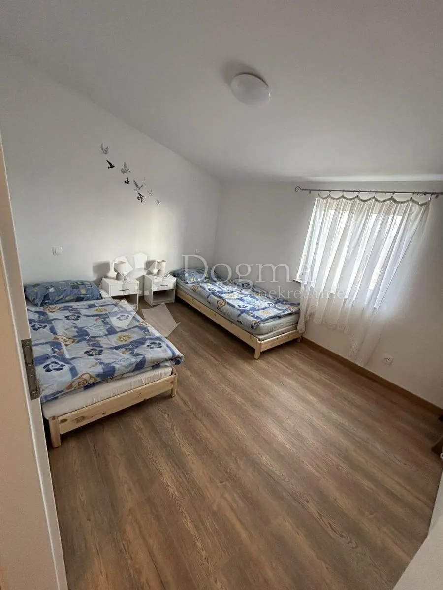 prilika!! kuća 3 stambene jedinice - marčana - slika 12