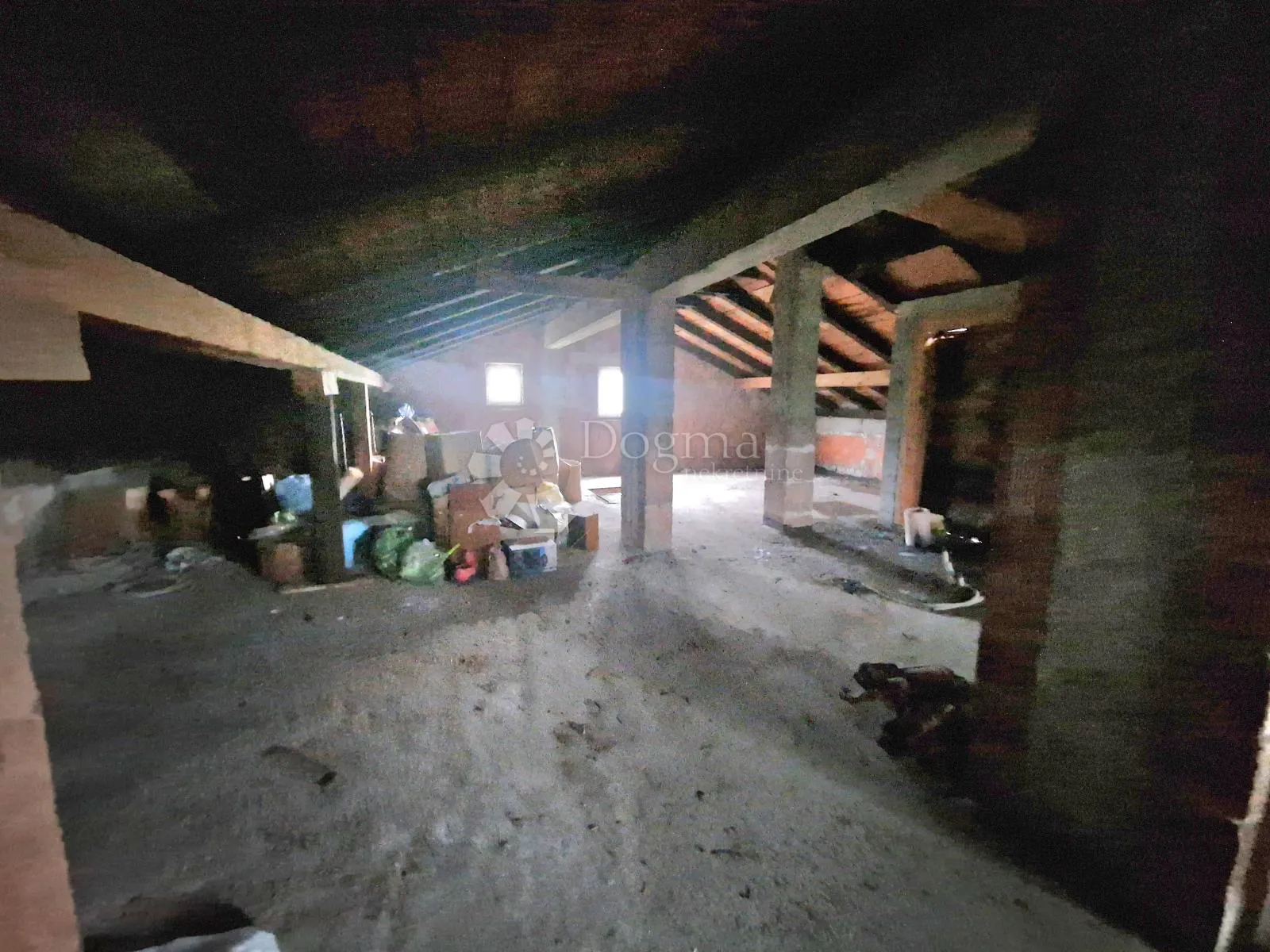 dražice - stambeno poslovna kuća s velikim potencijalom - slika 23
