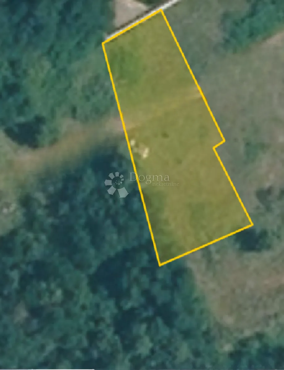 građevinsko zemljište 961 m² s pristupnim putom - slika 3